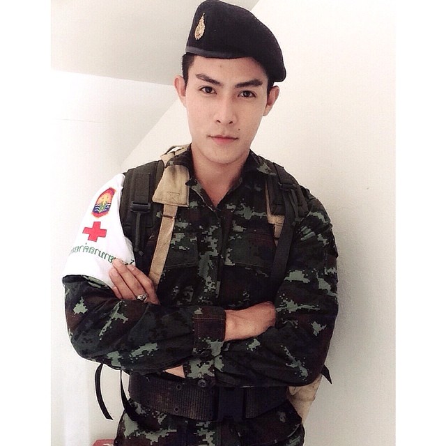#ทหารหล่อบอกด้วย