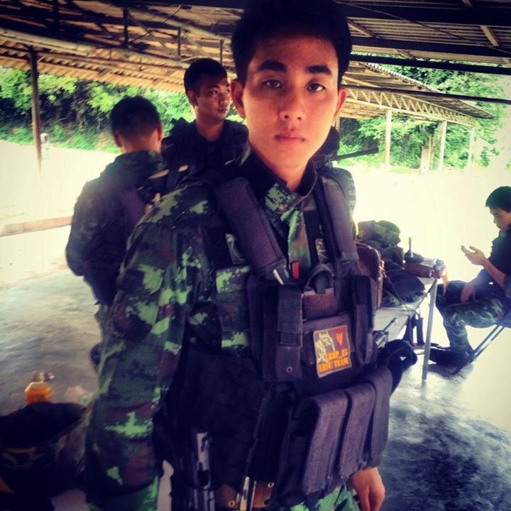 #ทหารหล่อบอกด้วย