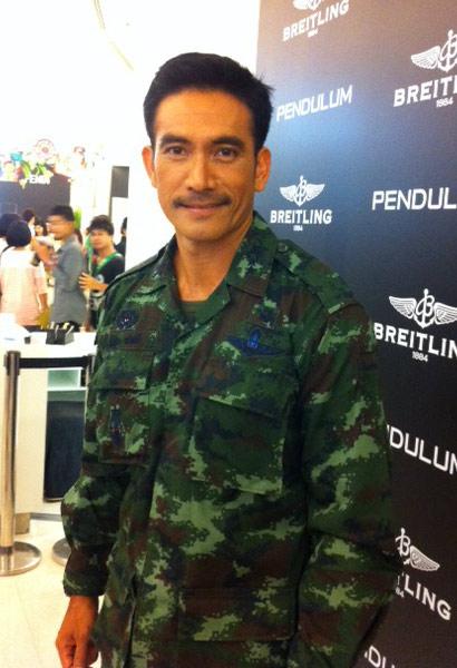 #ทหารหล่อบอกด้วย