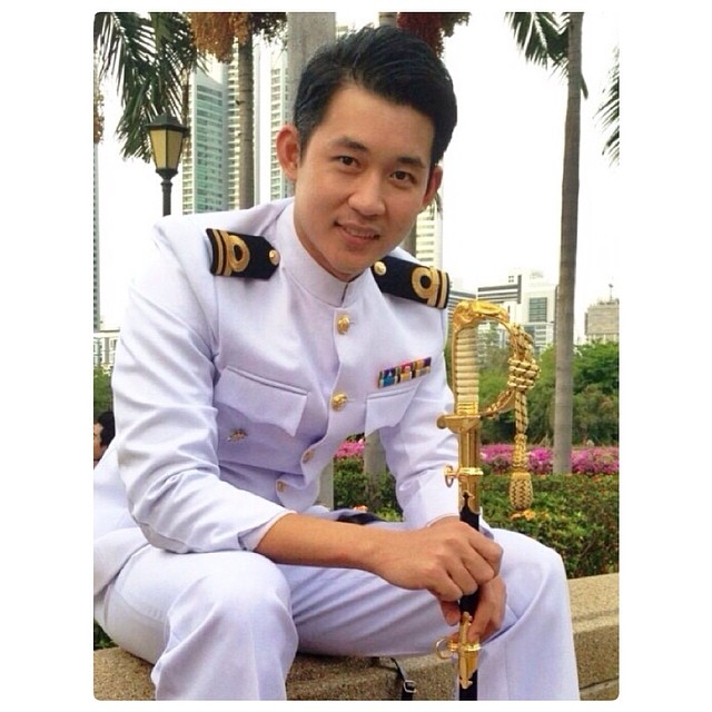 #ทหารหล่อบอกด้วย