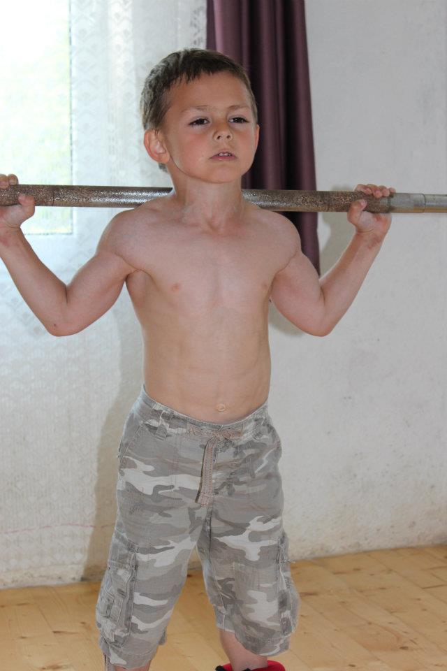 หนูน้อย นักหล้าม