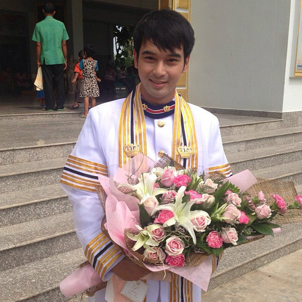 ทรงผมรับปริญญา ผู้ชาย