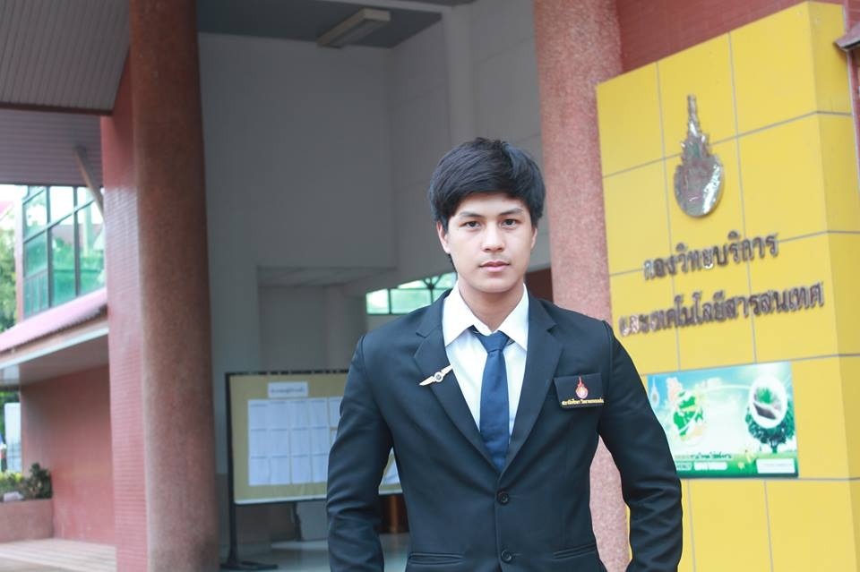 หยก ไตรภพ ทินบุตร