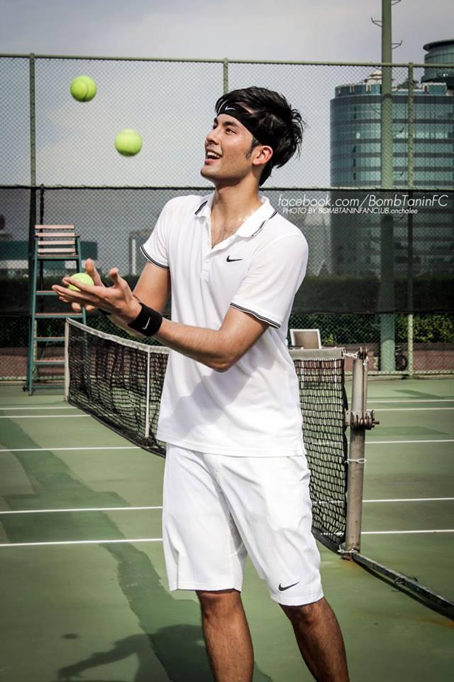 บอม ธนิน