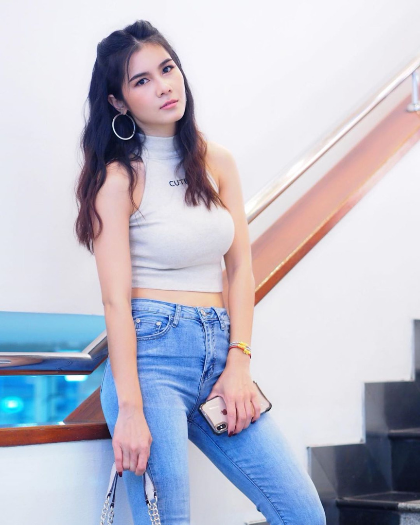  แน๊ต เกศริน