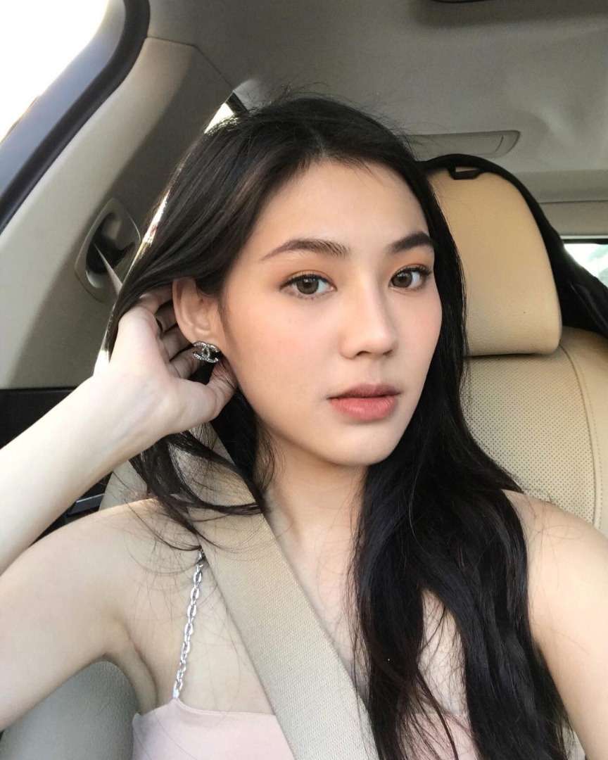 แน๊ตตี้ นาตาชา จุลานนท์ 