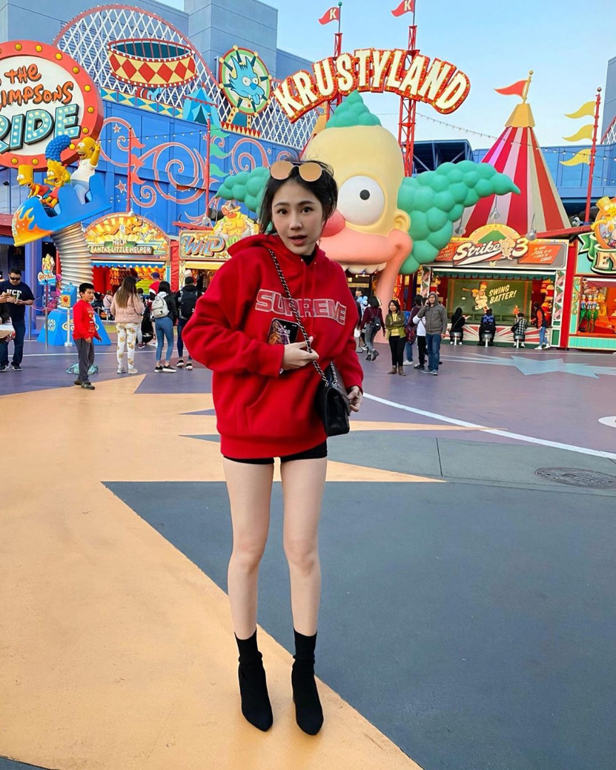 แน๊ตตี้ นาตาชา จุลานนท์ 