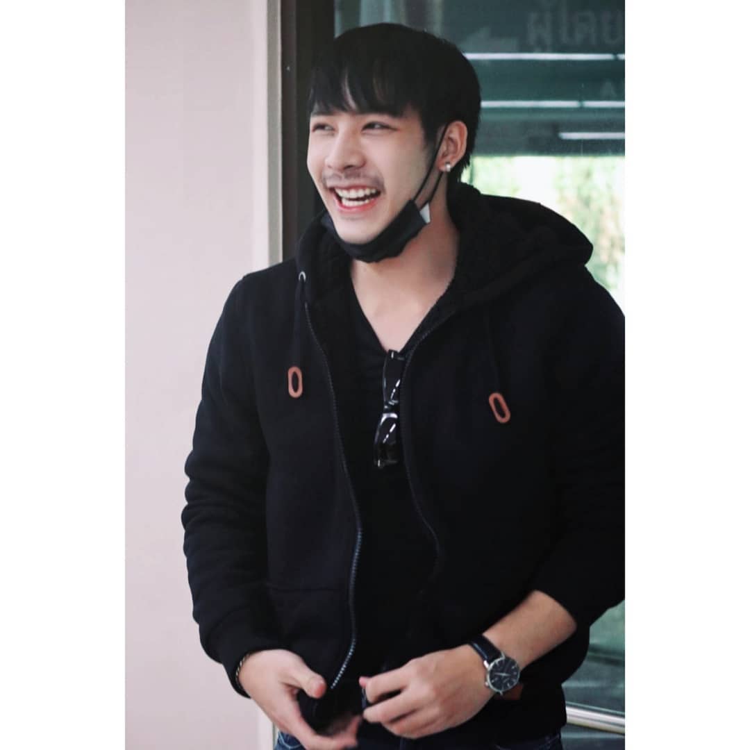  โอ๊ต สุเมธี 