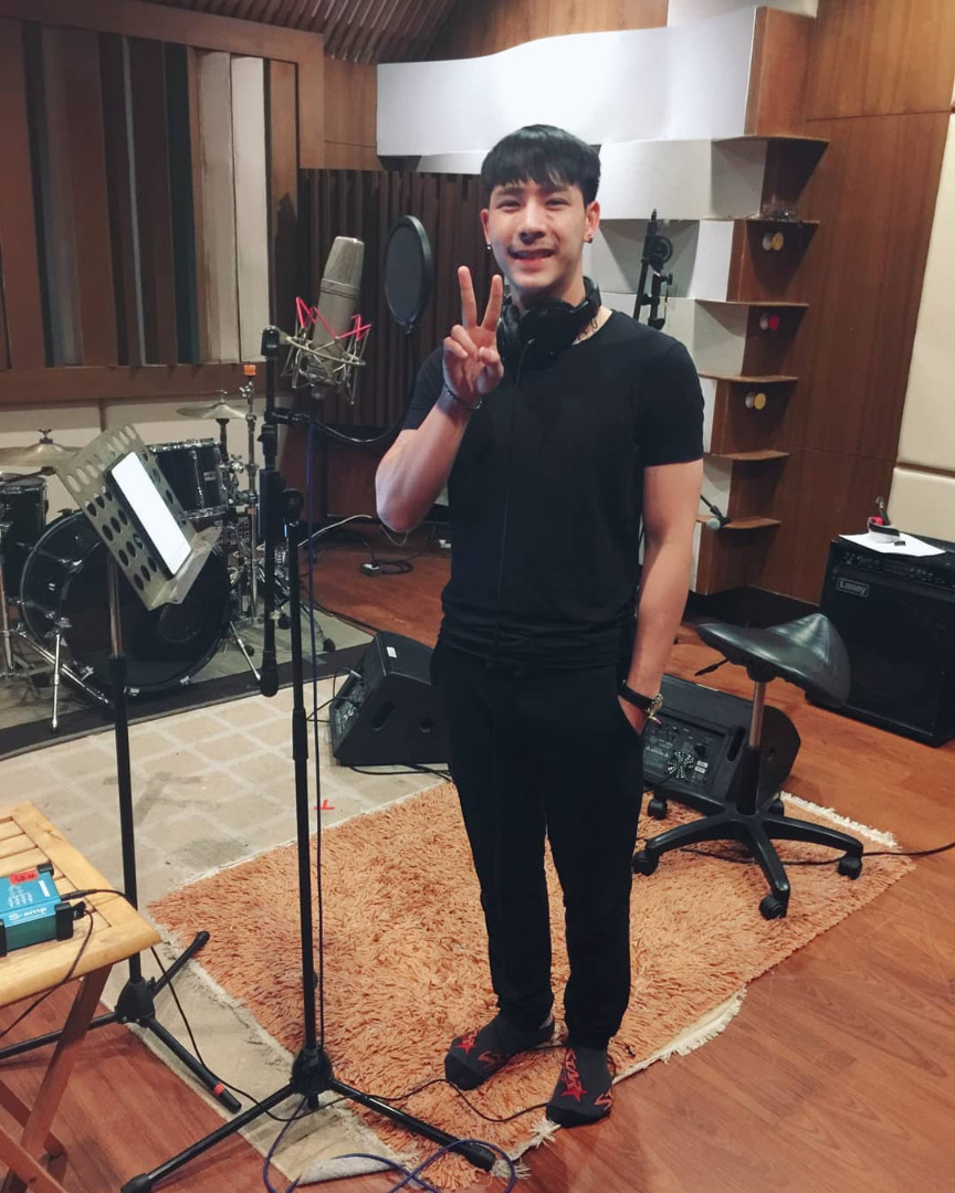  โอ๊ต สุเมธี 