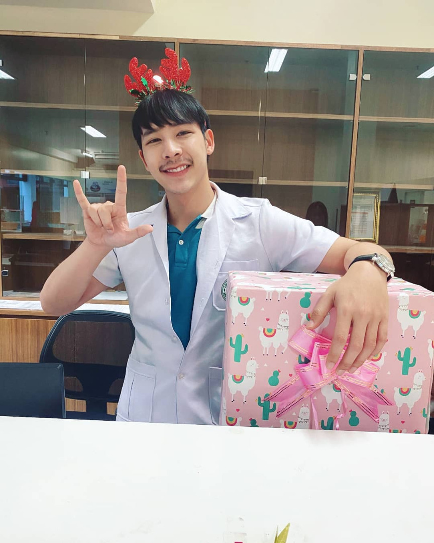  โอ๊ต สุเมธี 