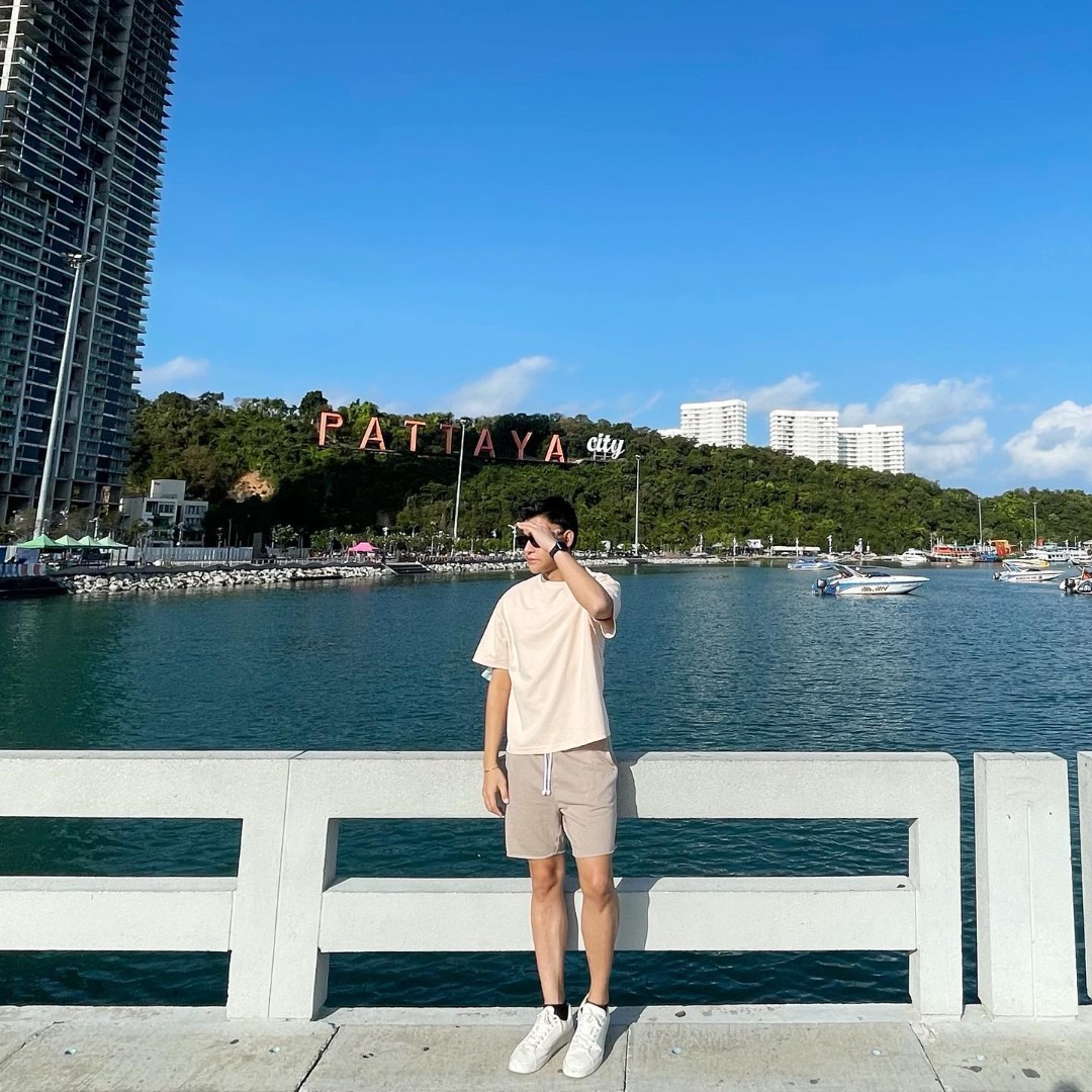 แจ็ค ไททัส