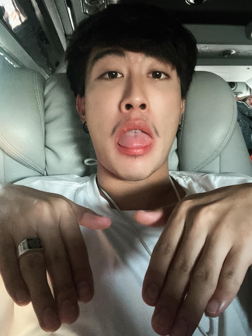 นุ๊ก ธนดล