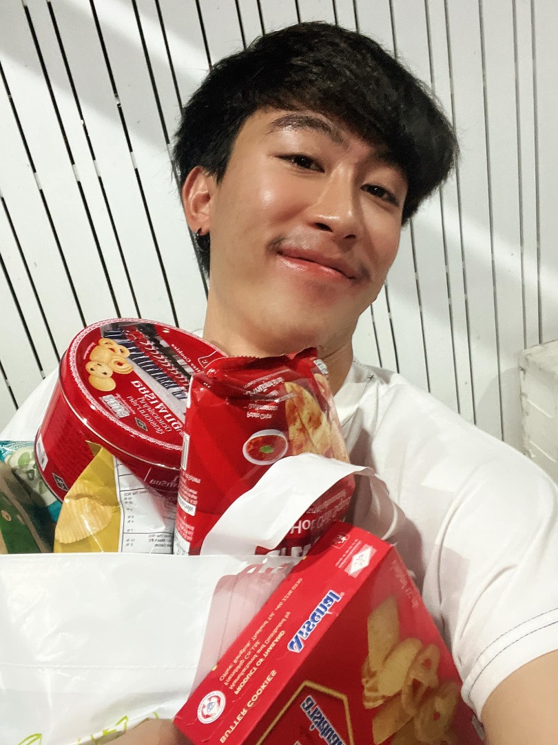 นุ๊ก ธนดล