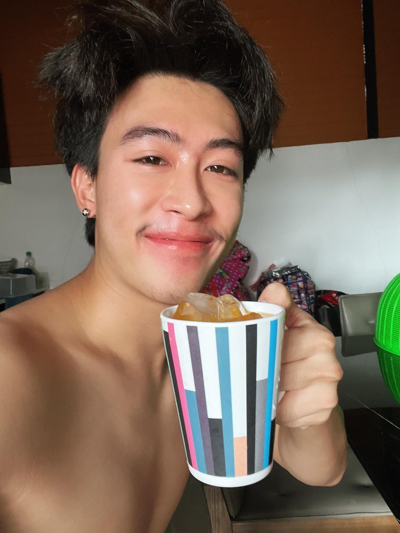 นุ๊ก ธนดล