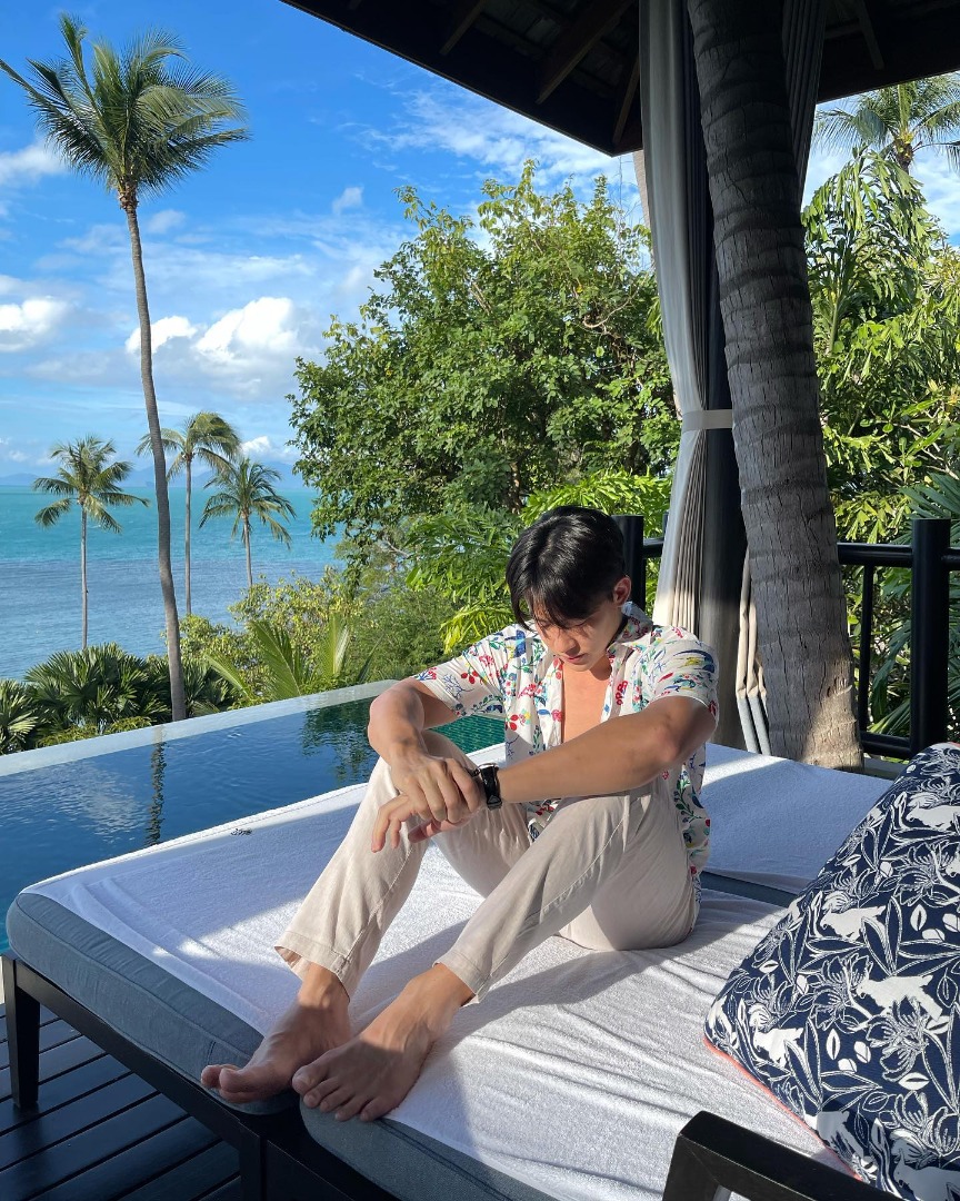 เสื้อลายดอก