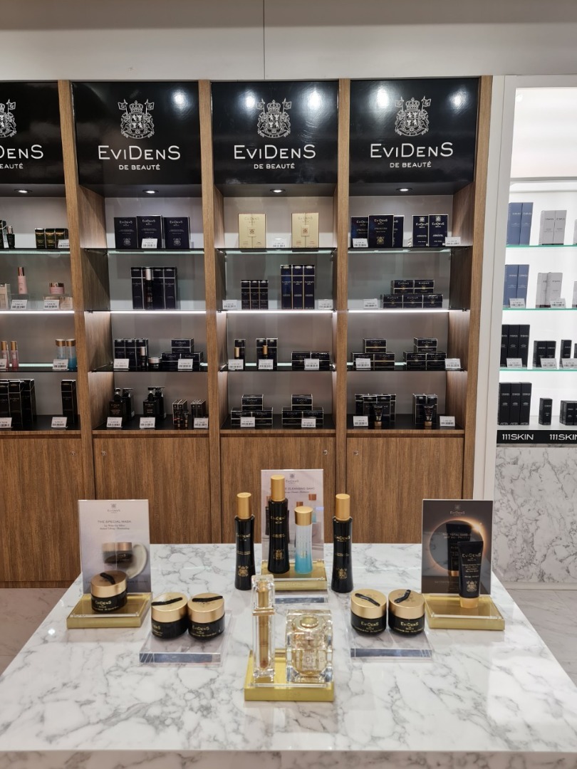 FIRSTER Flagship Store