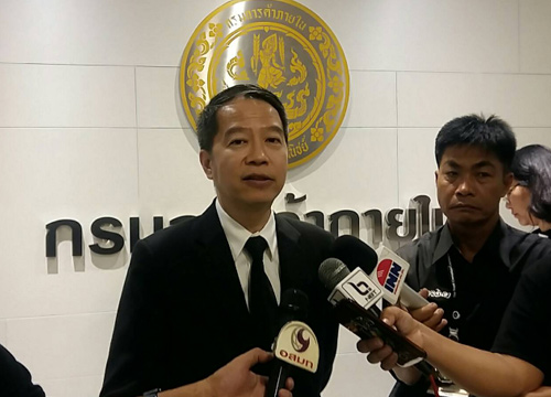 กระทรวงพาณิชย์เร่งประสานผู้ผลิตเพิ่มปริมาณสินค้าร้านประชารัฐ