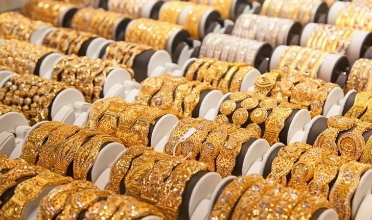 ราคาทอง ลดลง 50 บาท ทองรูปพรรณขายออกบาทละ 22,200 บาท ขายทองยังกำไรอยู่