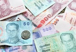 เปิดผลสำรวจรายได้ข้าราชการไทย เฉลี่ยหนี้ 1.1 ล้านบาท/ครอบครัว ประเภทวิชาการ-อำนวยการ "หนี้" มากสุด
