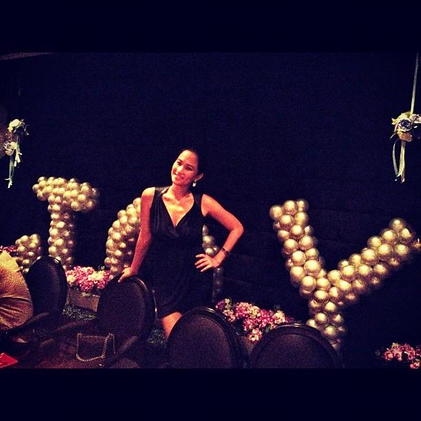 จอย วราลักษณ์