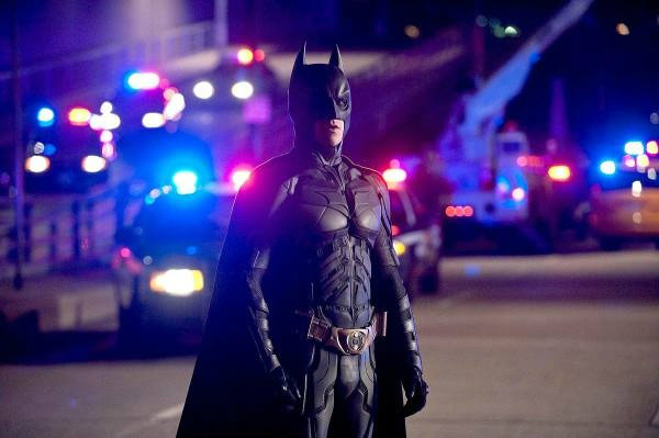 the dark knight rises แบทแมน อัศวินรัตติกาลผงาด - เรื่องย่อ