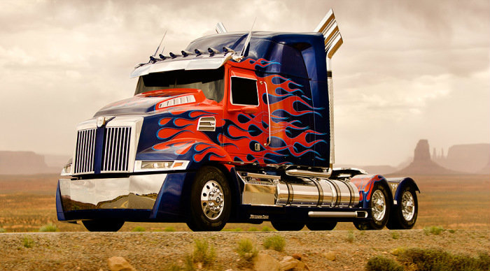 Optimus Prime ใน Transformers 4