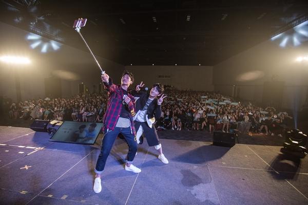 ลีโอ ลูคัส มีตติ้ง