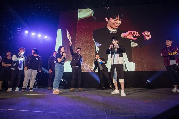 ลีโอ ลูคัส มีตติ้ง