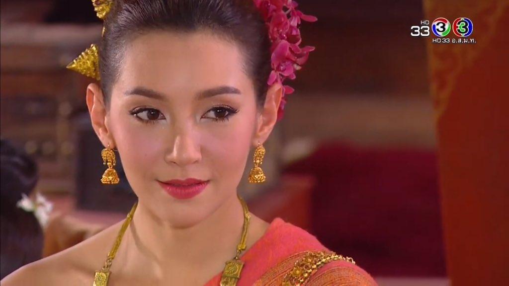 บุพเพสันนิวาส เรตติ้ง