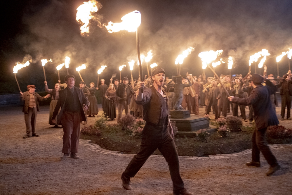 “The English Game” ชวนดูต้นกำเนิดของเกมฟุตบอล