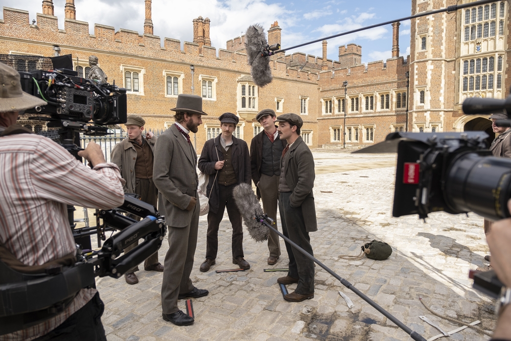 “The English Game” ชวนดูต้นกำเนิดของเกมฟุตบอล