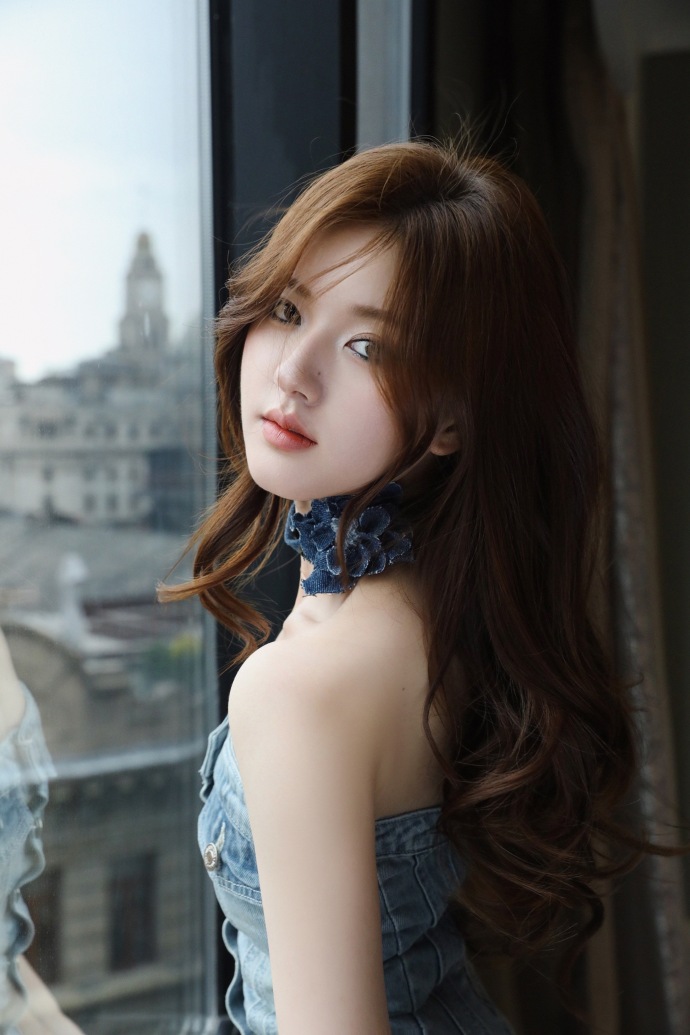 จ้าวลู่ซือ เต้น มองนานๆ