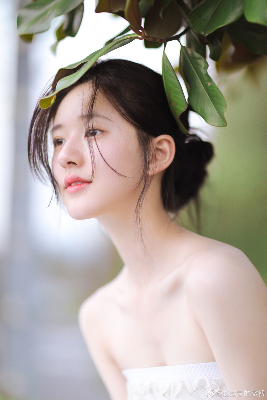 จ้าวลู่ซือ เต้น มองนานๆ