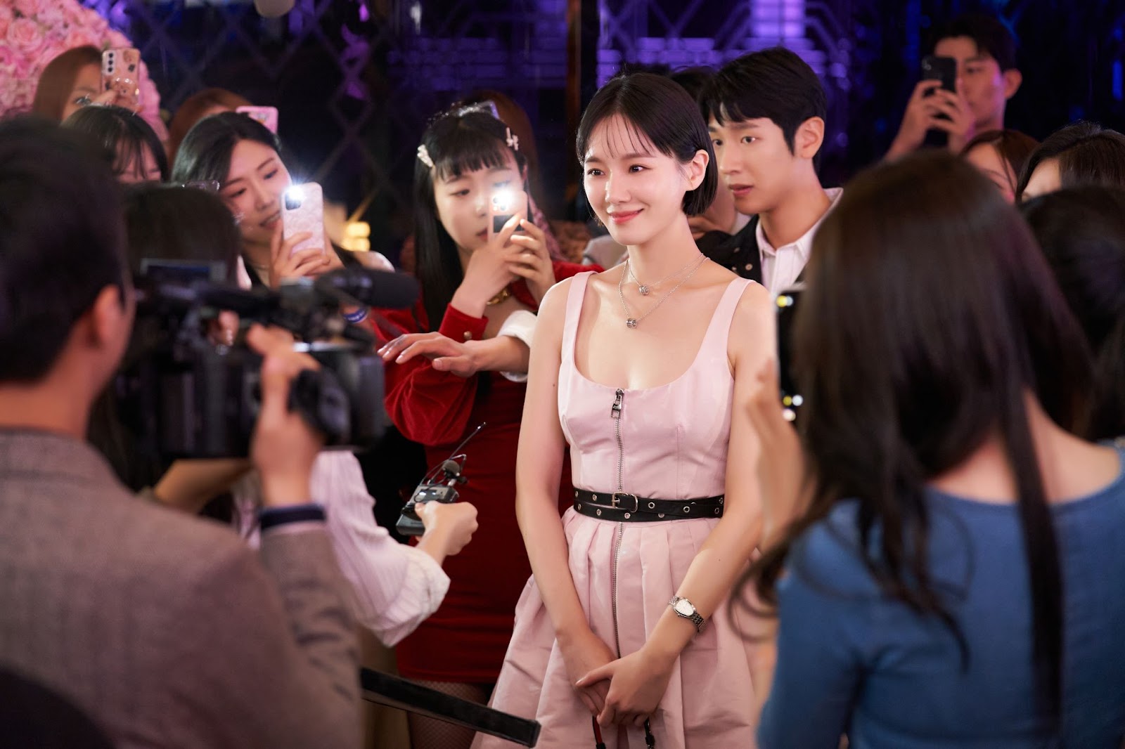 Celebrity: คนเด่น คนดัง คน