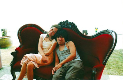 บ้านไม้ริมทะเลใน โคตรรักเองเลย สุดโรแมนติค