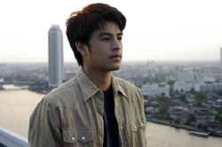 วิจารณ์หนัง: มนุษย์เหล็กไหล