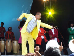 หม่ำ กลับมาซ่าโชว์ลูกคอสนั่น ยิงกันกระจาย ในบอดี้การ์ดหน้าเหลี่ยม 2