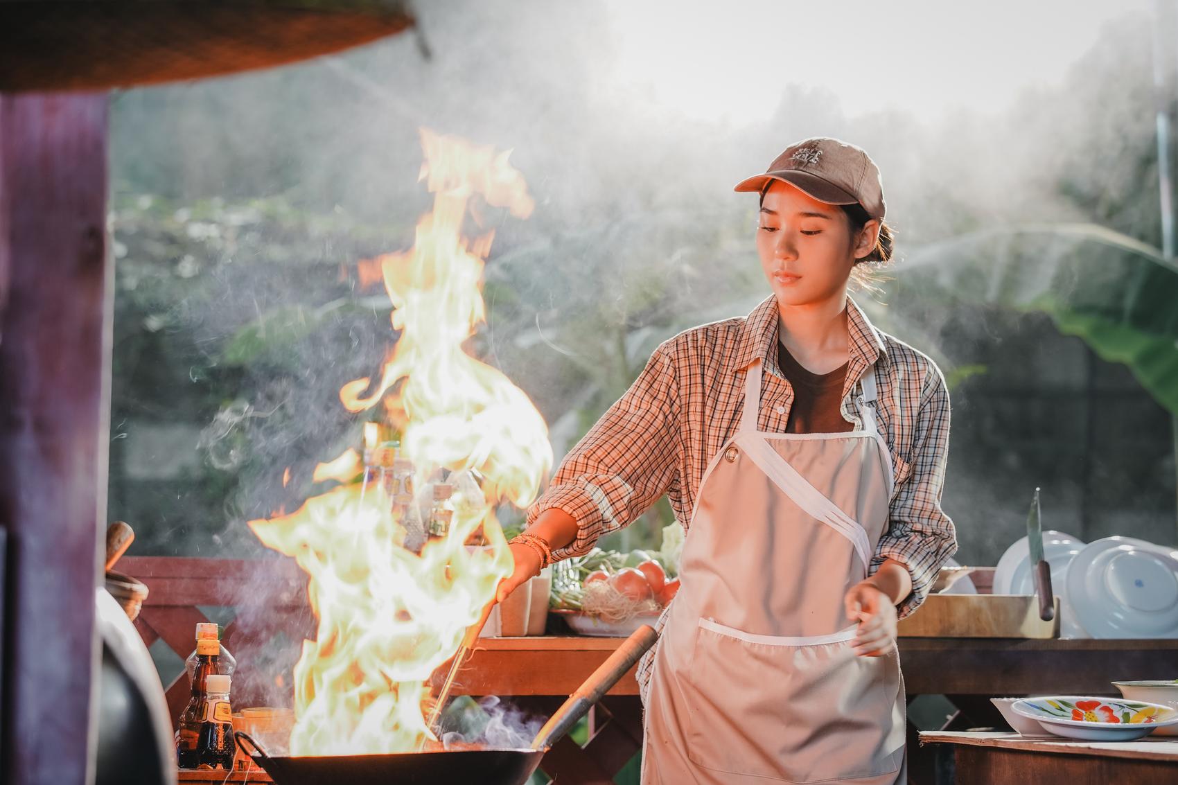 ขวัญฤทัย ลูกใคร