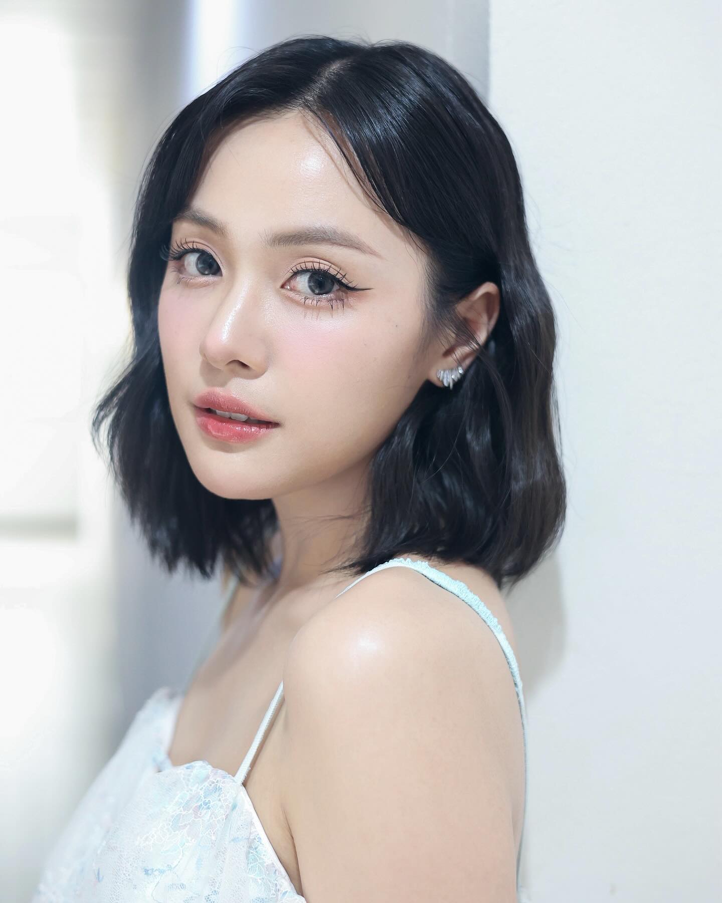 ประวัติ อุ้ม อิษยา หนูพุก ใจพิสุทธิ์ 