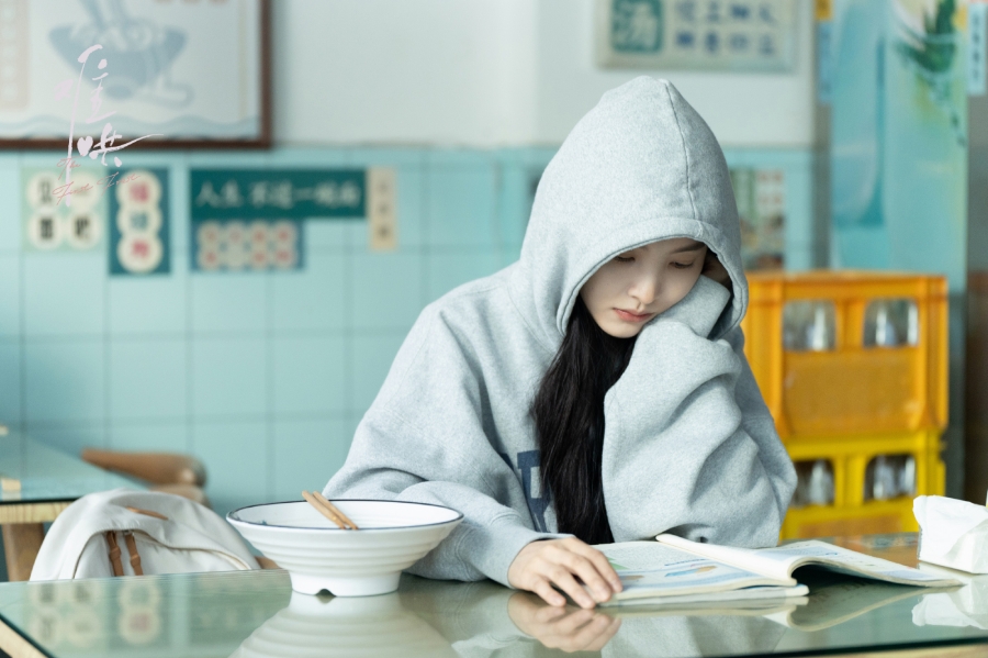 เรื่องย่อซีรีส์จีน วันนี้ วันไหน ยังไงก็เธอ  First Frost