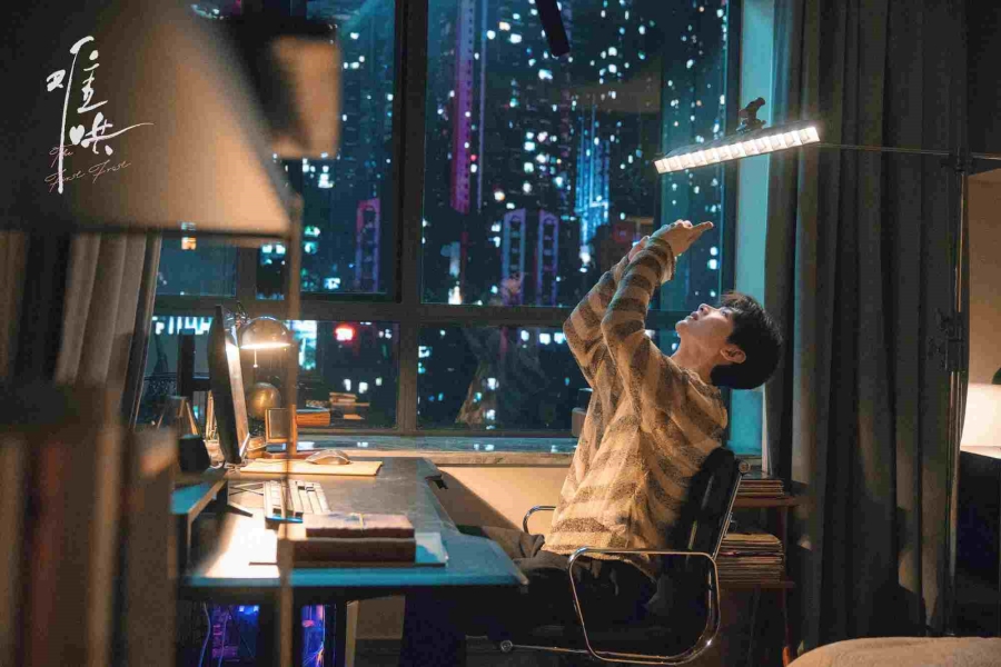 เรื่องย่อซีรีส์จีน วันนี้ วันไหน ยังไงก็เธอ  First Frost