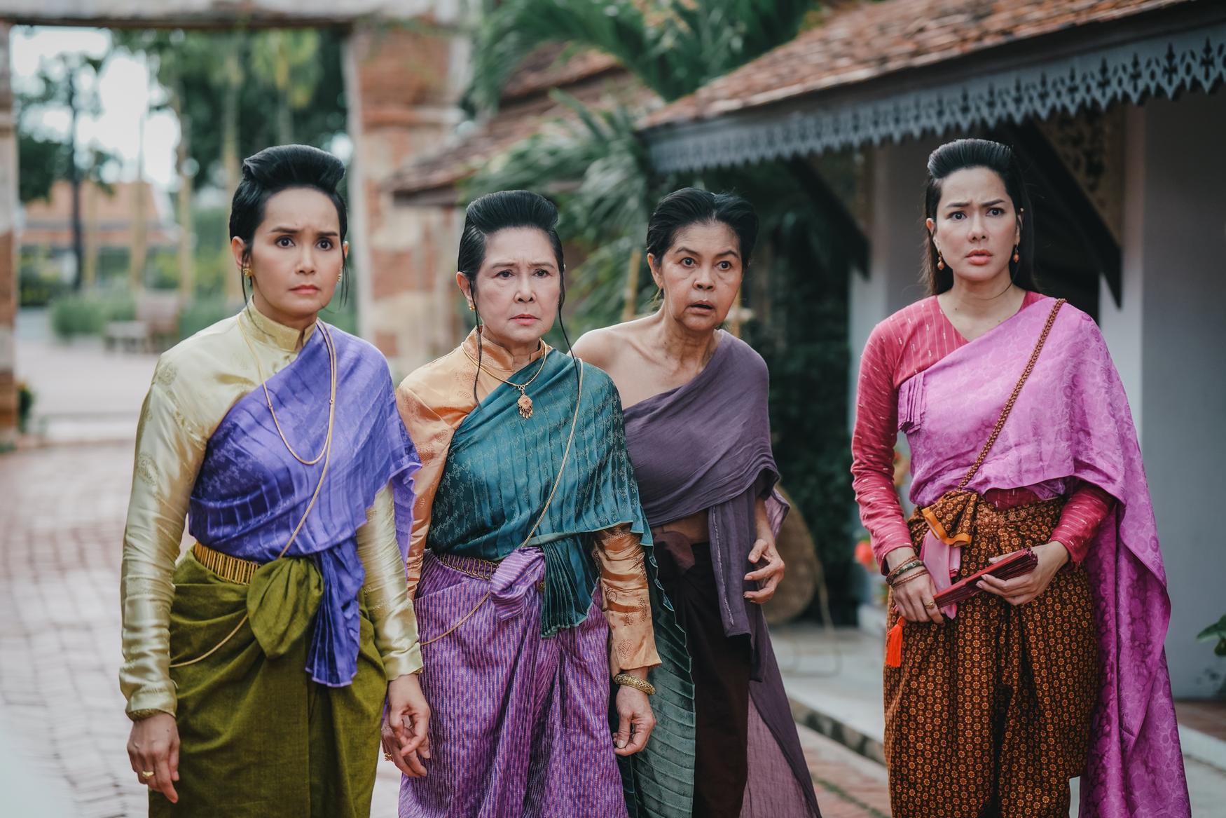 เรื่องย่อ คุณพี่เจ้าขาดิฉันเป็นห่านมิใช่หงส์