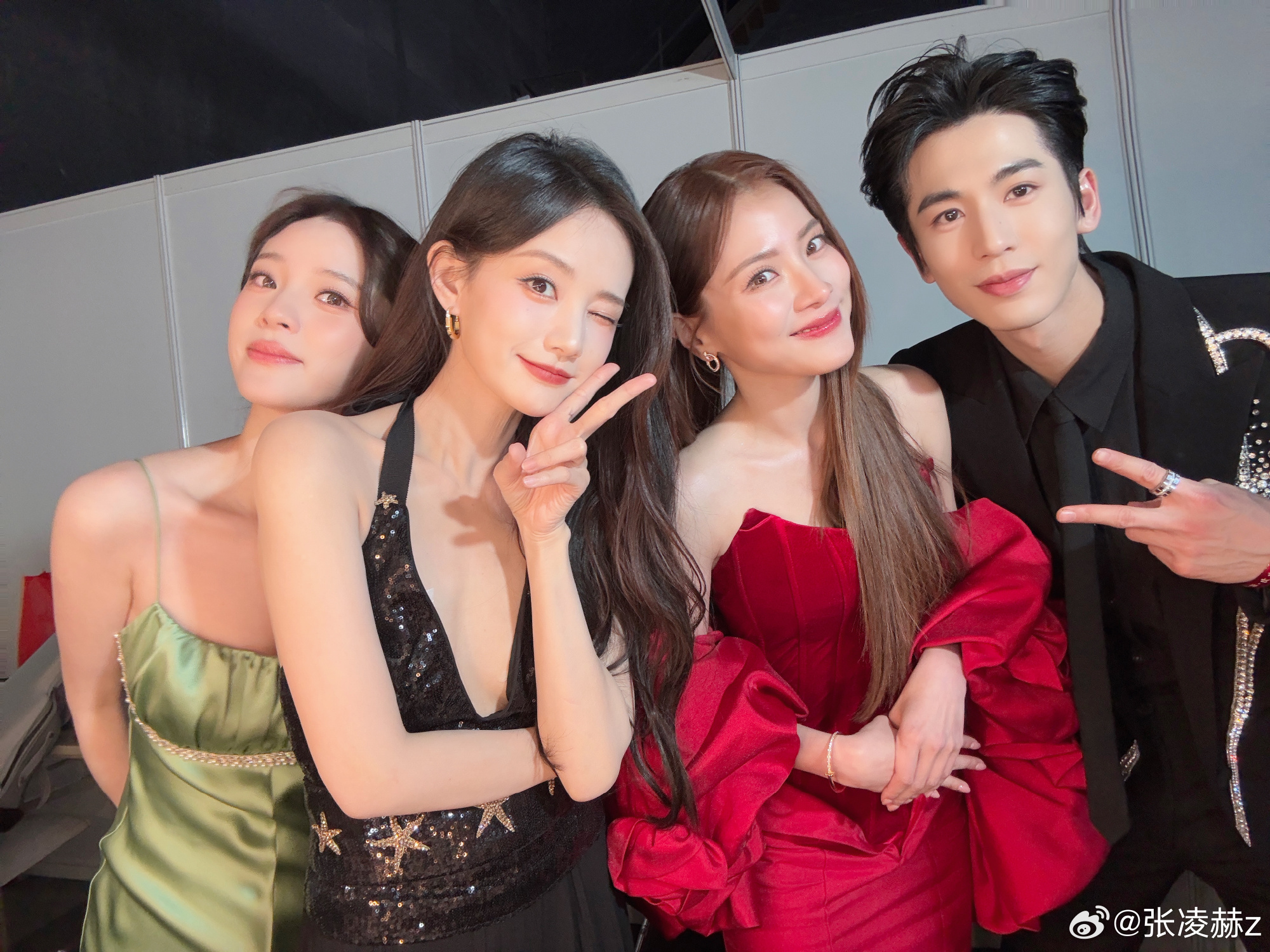 ใบเฟิร์น พิมพ์ชนก รับรางวัลที่จีน