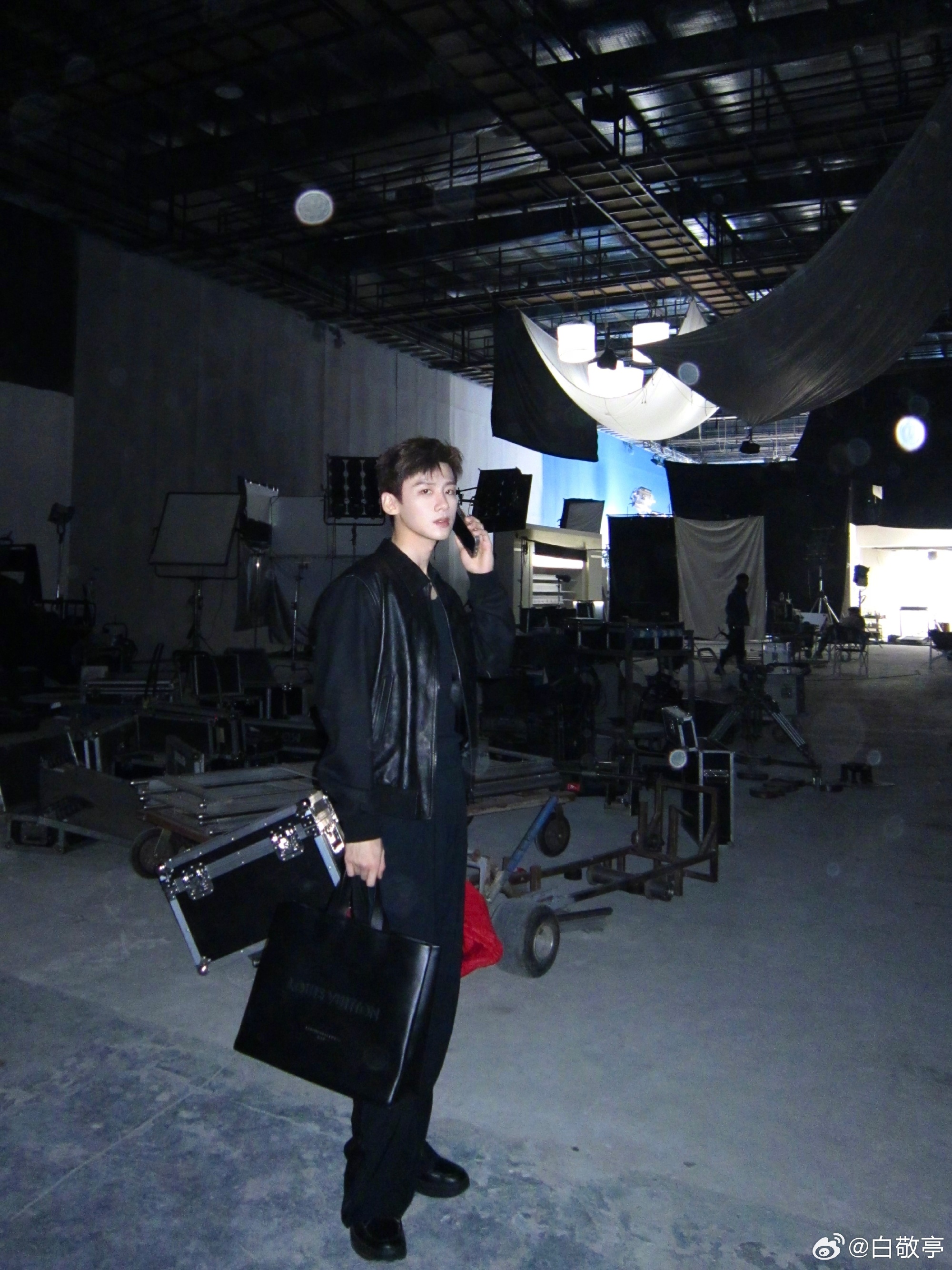 ประวัติ ไป๋จิ้งถิง (Bai Jing Ting)