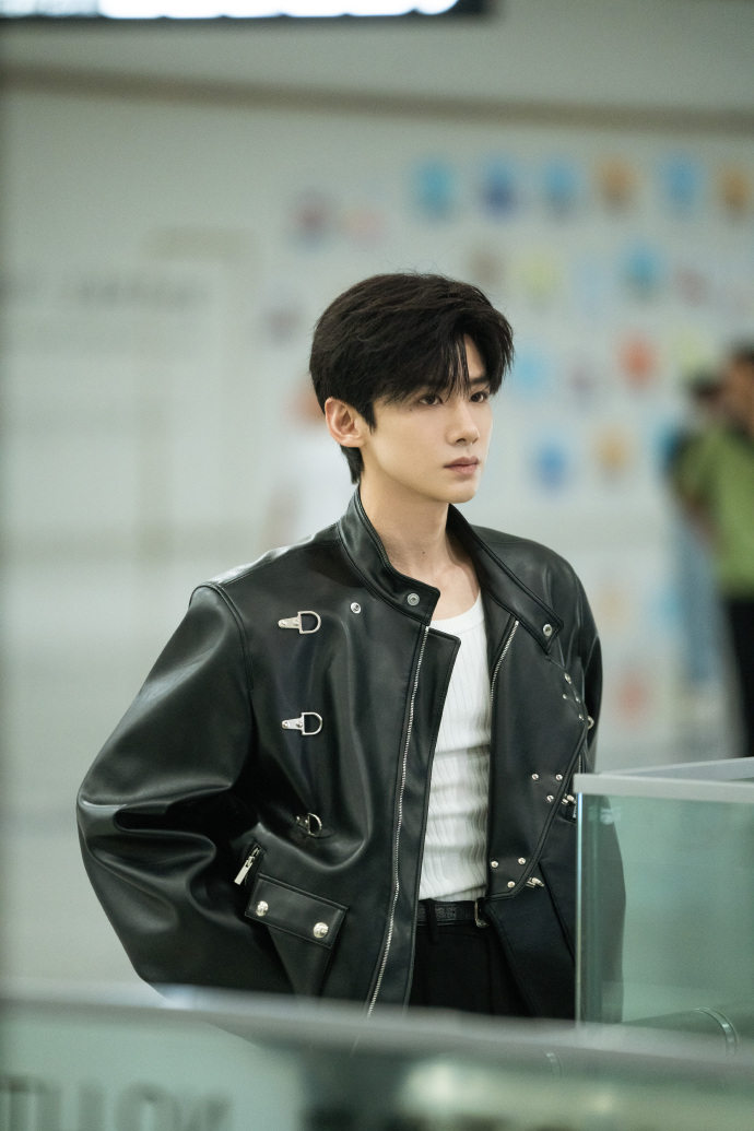 ประวัติ ไป๋จิ้งถิง (Bai Jing Ting)