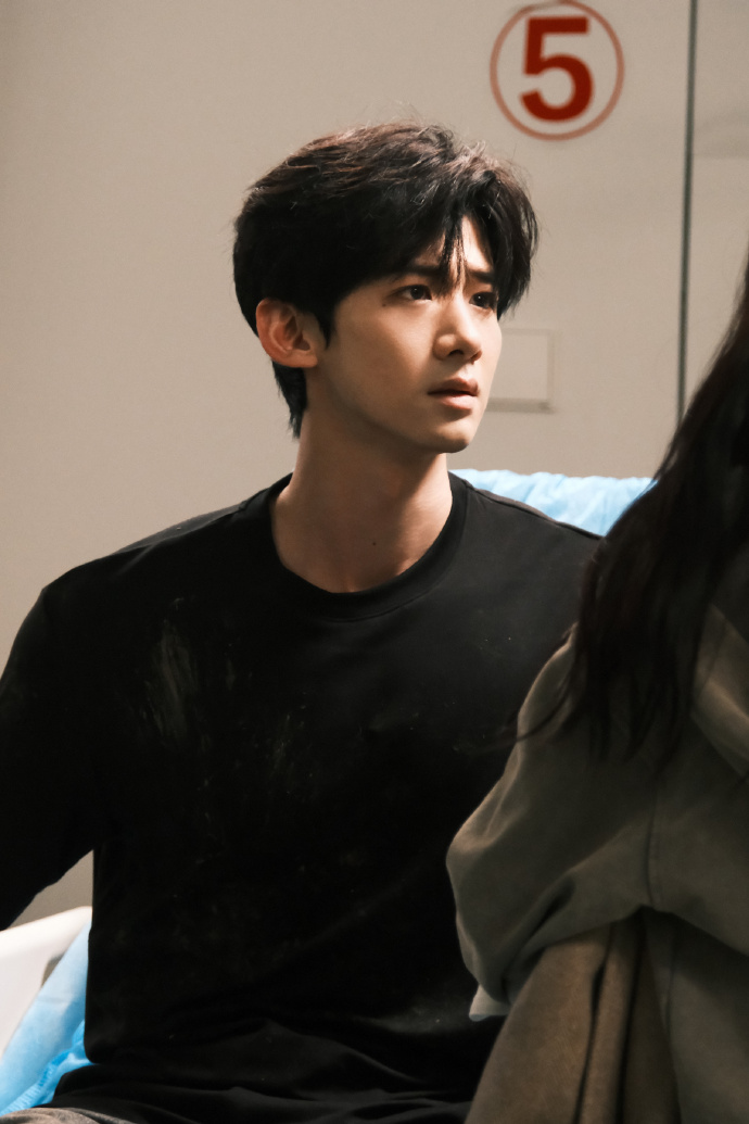 ประวัติ ไป๋จิ้งถิง (Bai Jing Ting)