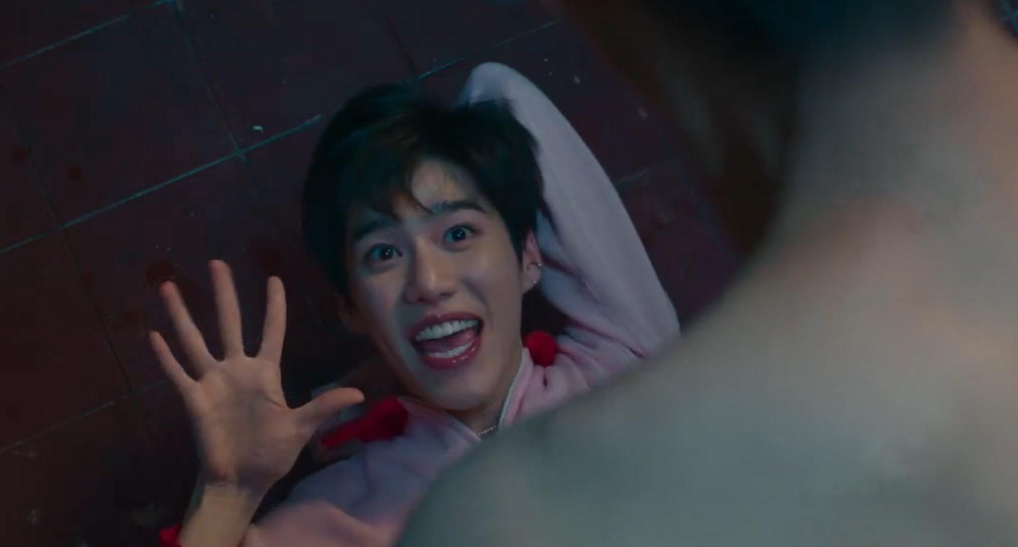 ตัวอย่าง ซองแดงแต่งผี