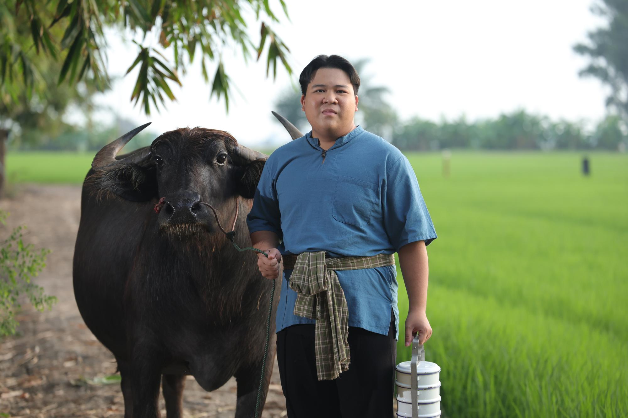 อีบัวกับไอ้ขวัญ