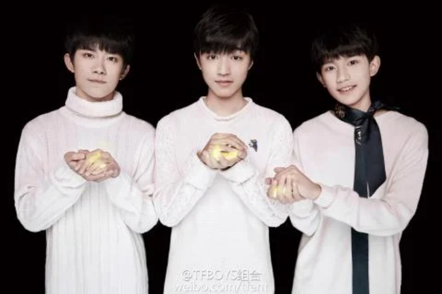 จาก TFBOYS สู่เจ้าพ่อหนังจีน! เปิดประวัติ 