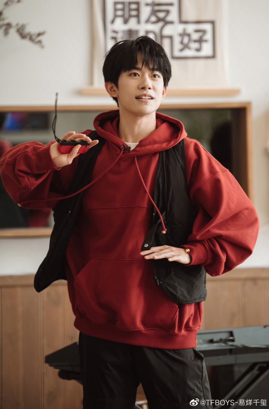 จาก TFBOYS สู่เจ้าพ่อหนังจีน! เปิดประวัติ 